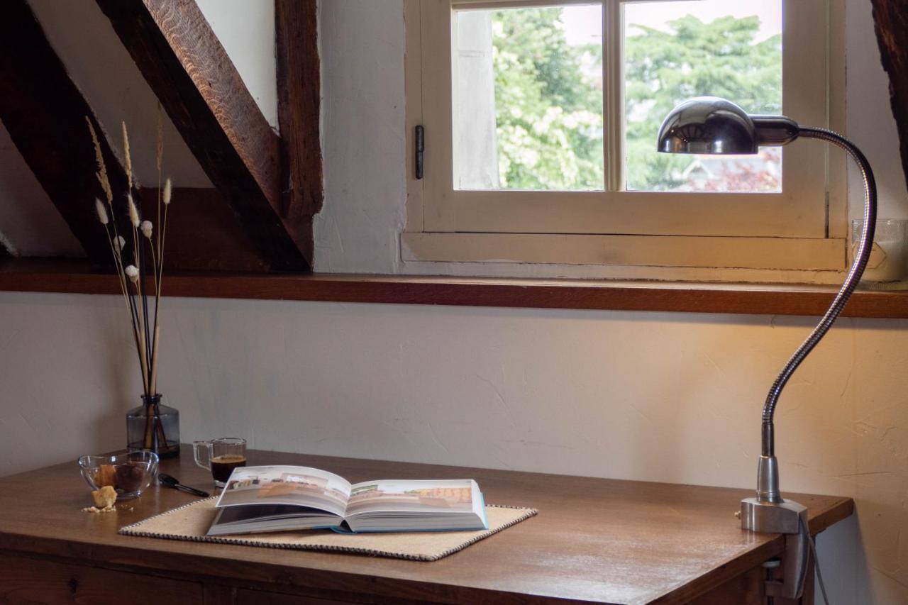 Suite Toussaint - Calme & Authentique อองเชร์ ภายนอก รูปภาพ