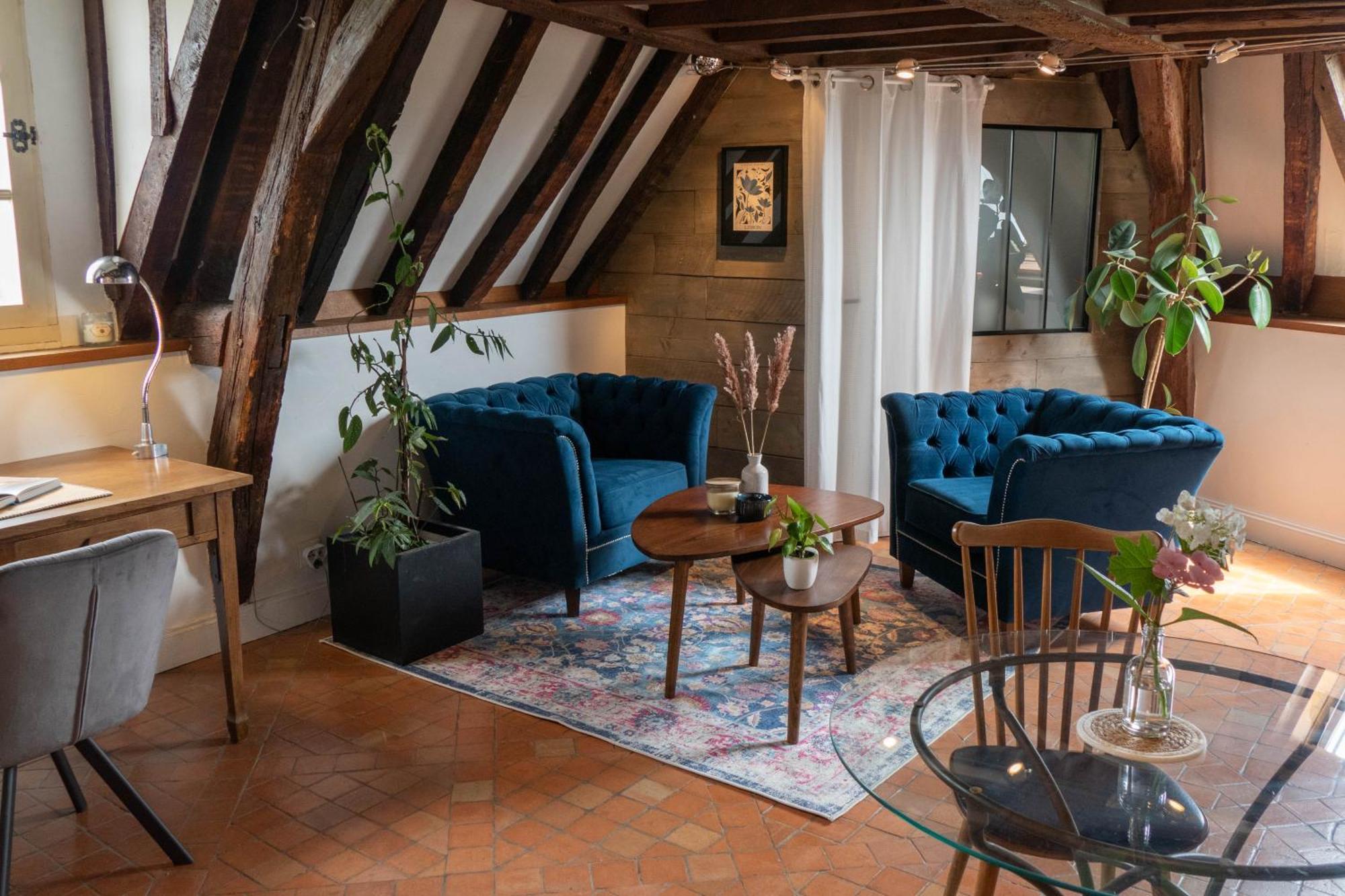 Suite Toussaint - Calme & Authentique อองเชร์ ภายนอก รูปภาพ