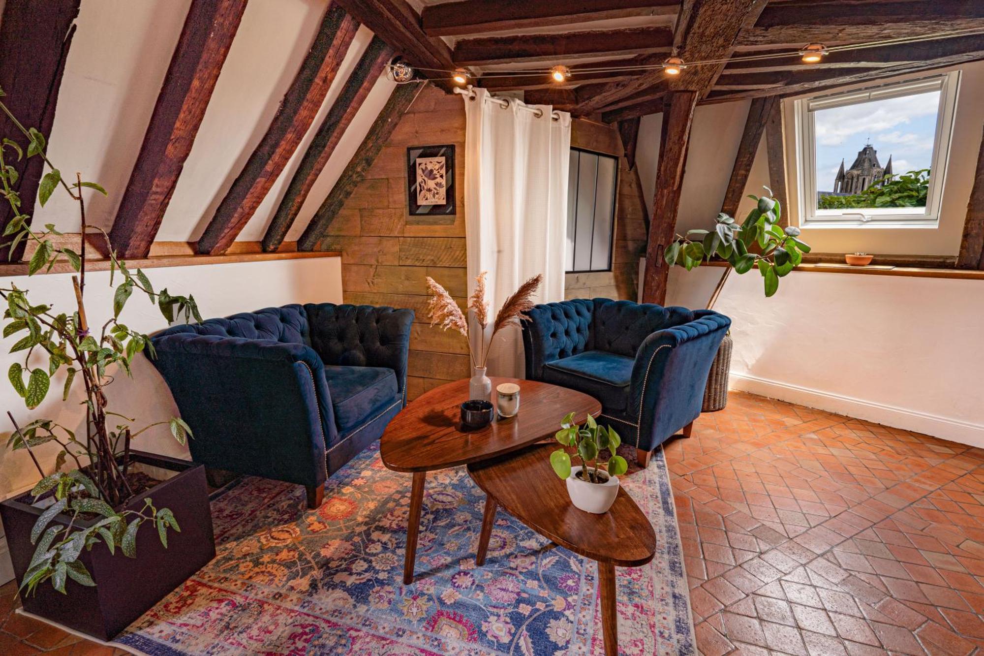 Suite Toussaint - Calme & Authentique อองเชร์ ภายนอก รูปภาพ